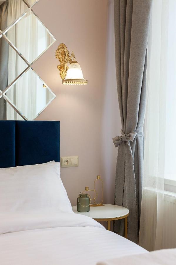Avangard Magnus Apartment Lviv Eksteriør billede