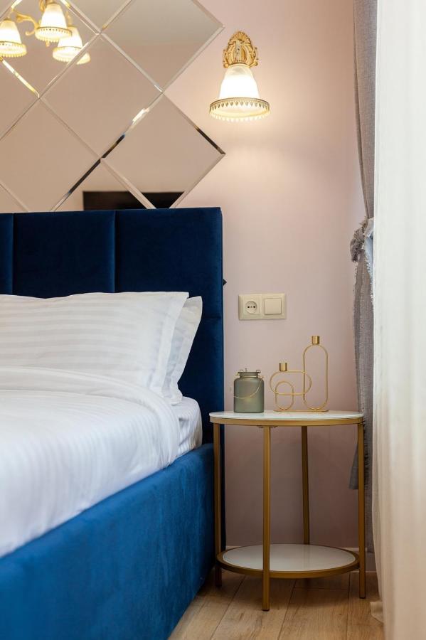 Avangard Magnus Apartment Lviv Eksteriør billede