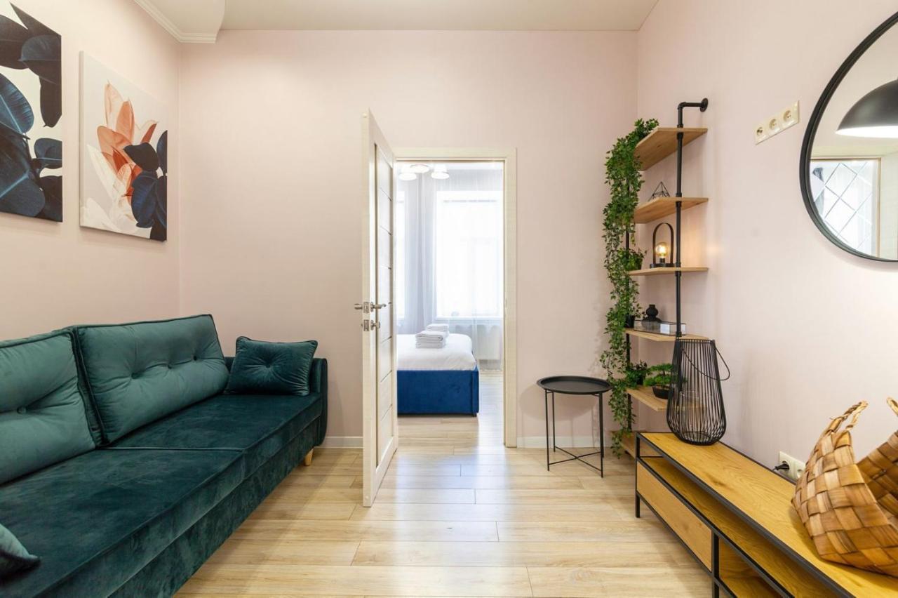 Avangard Magnus Apartment Lviv Eksteriør billede